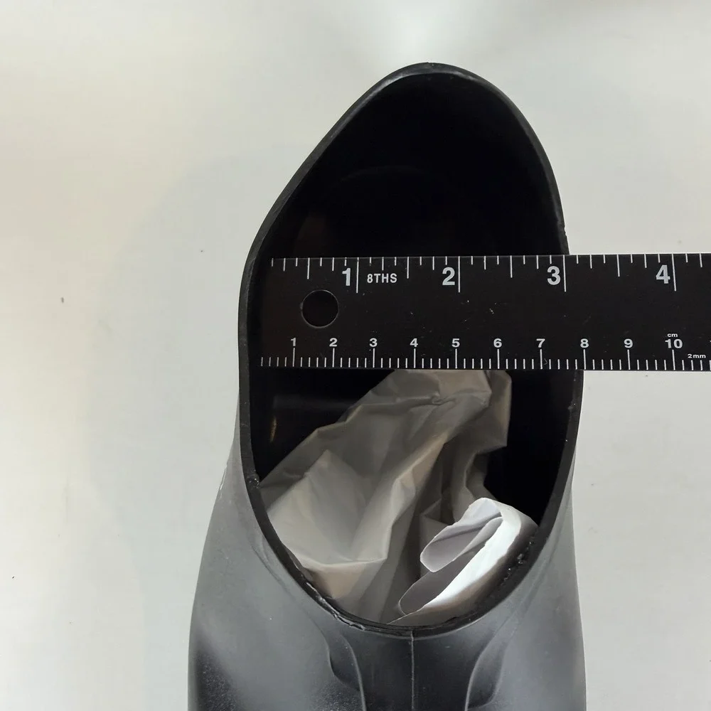 Onguard 86010 Black 4 inch Waterproof PVC Overshoe Cleated Sole Mens Medium NEW
